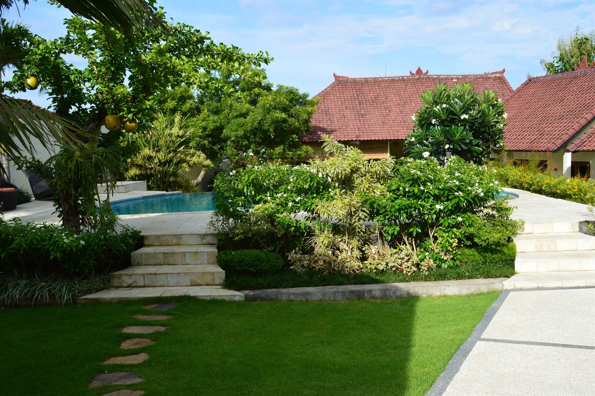 Ocean Sun Dive Resort Tulamben  Exterior photo